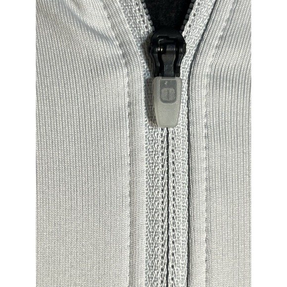 NWT XL UNDER ARMOUR Rebel Light Gray ColdGear Cozy Half-Zip Pullover (2237) - Picture 2 of 10